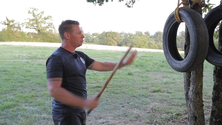 exercices au pneu en arnis kali eskrima